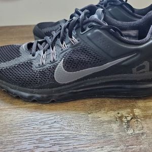 SOLD OUTSIDE OF POSH